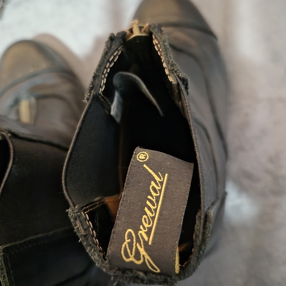 Women's Black Leather Front-Zip Ankle Booties EQUESTRAIN - Picture 7 of 7